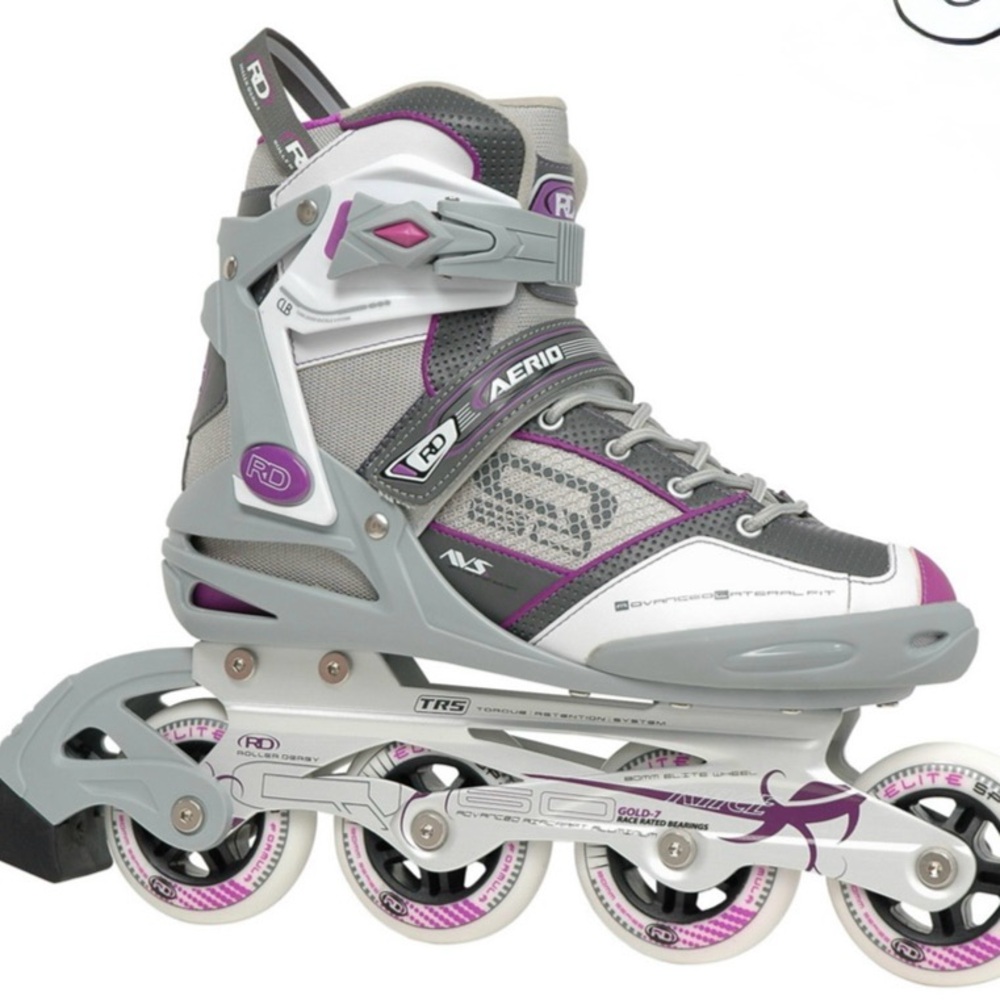 Gray Inline Skates with Sleek Design and Adjustable Straps